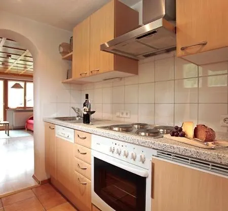 Bergkristall Apartamento *